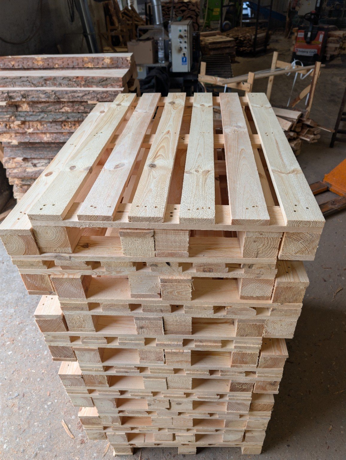 MONWOOD - wooden pallets, project 3