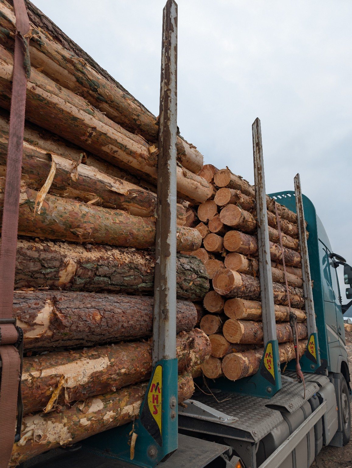 MONWOOD - wooden pallets, project 6